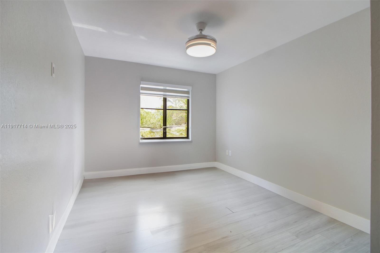 THE COURTS AT BAYSHORE I - Residential