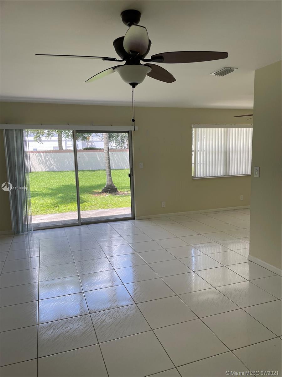 COCONUT KEY - Residential