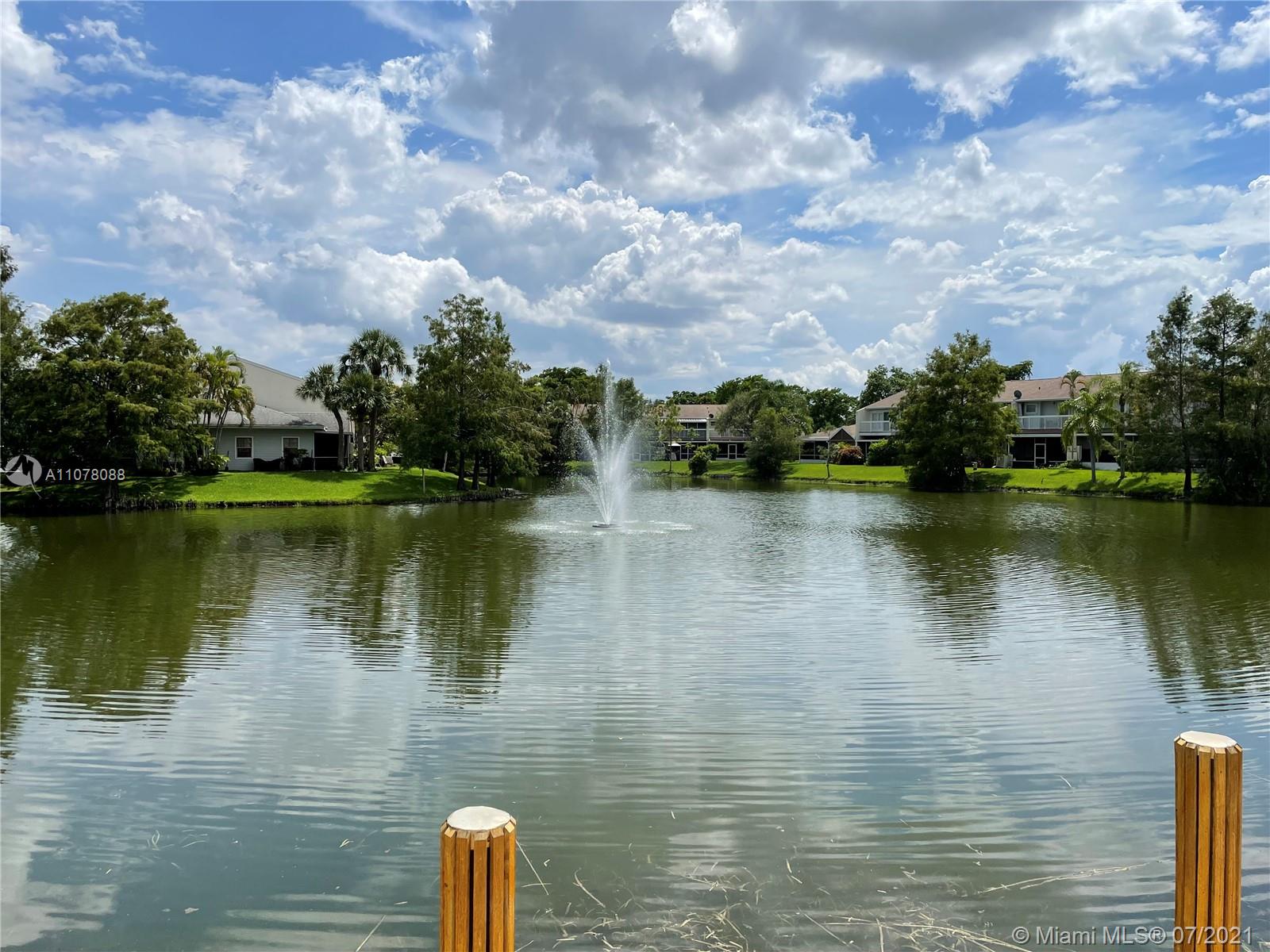 COCONUT KEY - Residential