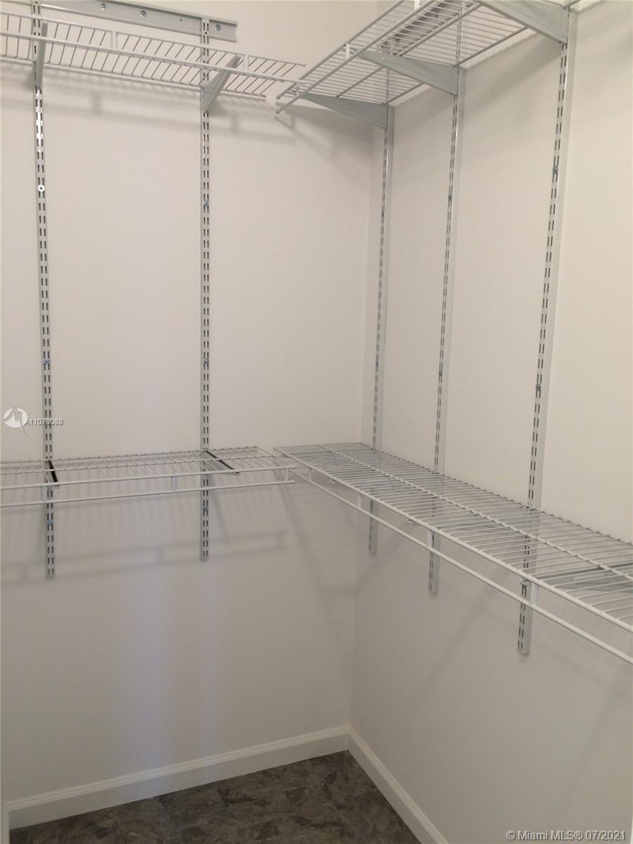 COCONUT KEY - Residential