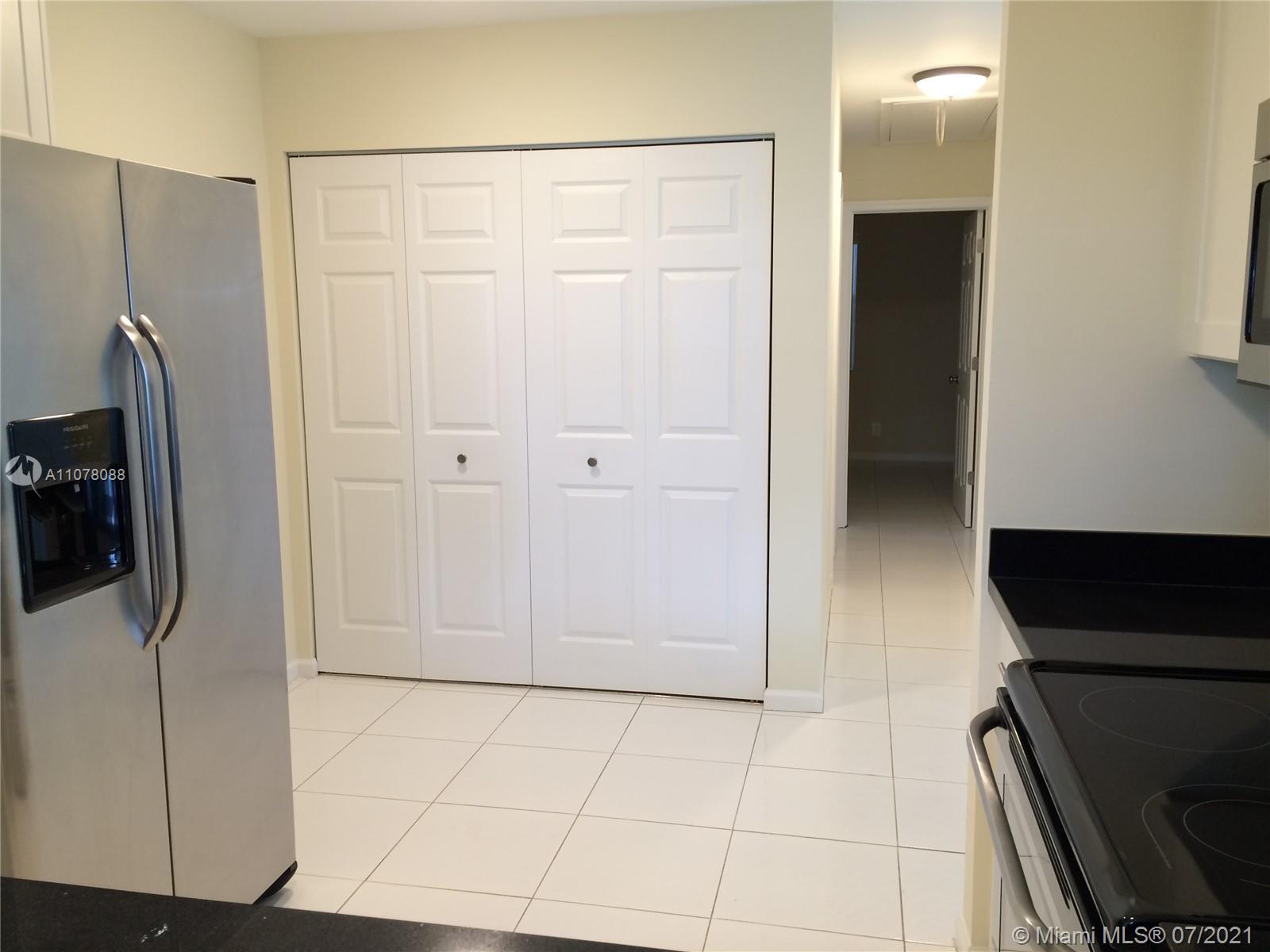 COCONUT KEY - Residential