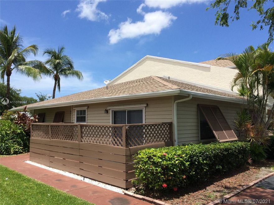 STOP SEARCHING!  YOU FOUND YOUR NEW HOME IN THIS TOTALLY REMODELED BRIGHT AND SPACIOUS TWO BEDROOM TWO BATH VILLA IN MARGATES CHARMING COCONUT KEY DEVELOPMENT!  NEWER KITCHEN INCLUDING ALL CABINETS, GRANITE COUNTERTOPS, STAINLESS STEEL APPLIANCES. NEWER FULL SIZE WASHER AND DRYER. RENOVATED BATHROOMS W/NEW VANITIES, TUB, SHOWER AND TOILETS. MASTER SUITE W/WALK IN CLOSET AND SLIDER TO YOUR OWN PRIVATE FENCED IN COURTYARD. ATTIC ACCESS W/PULL DOWN STAIRS. OPEN PATIO W/GRASS AREA AND NO NEIGHBORS BEHIND YOU!  2 RESERVED PARKING SPOTS.  CORNER UNIT.  ACCORDIAN SHUTTERS. TILE THRU OUT.  COMM HEATED POOL, TENNIS, BBQ/PICINIC AREA, SAUNA, HOT TUB, CANAL W/DOCK. LOW HOA INC ALL AMENITIES, ROOF MAINTENANCE AND RESERVES!  CLOSE TO EVERYTHING YOU WANT AND NEED. THIS ONE WILL GO FAST SO DONT DELAY!!