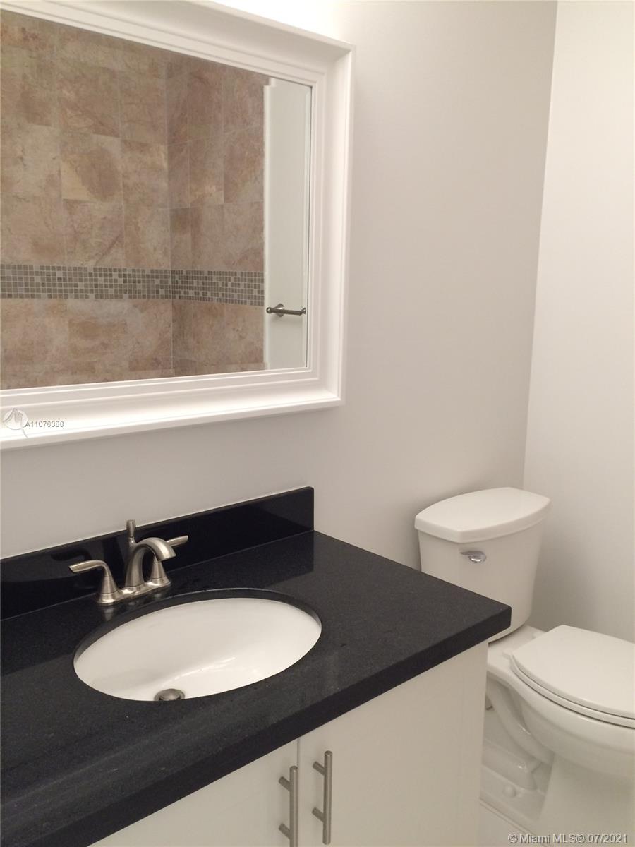 COCONUT KEY - Residential