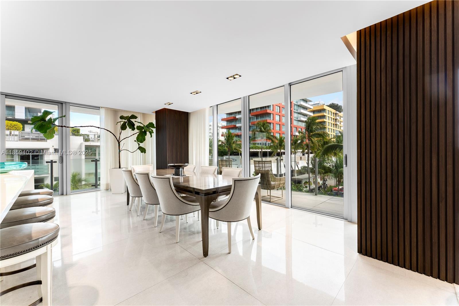 1 Collins Ave 308
