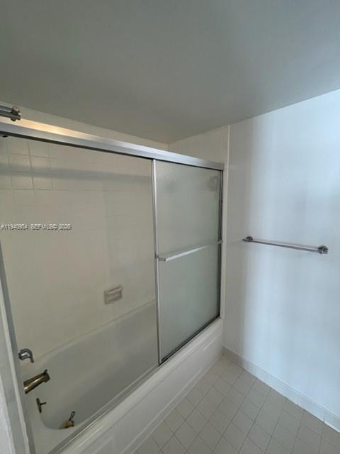 CHARTER CLUB CONDO - Residential Lease