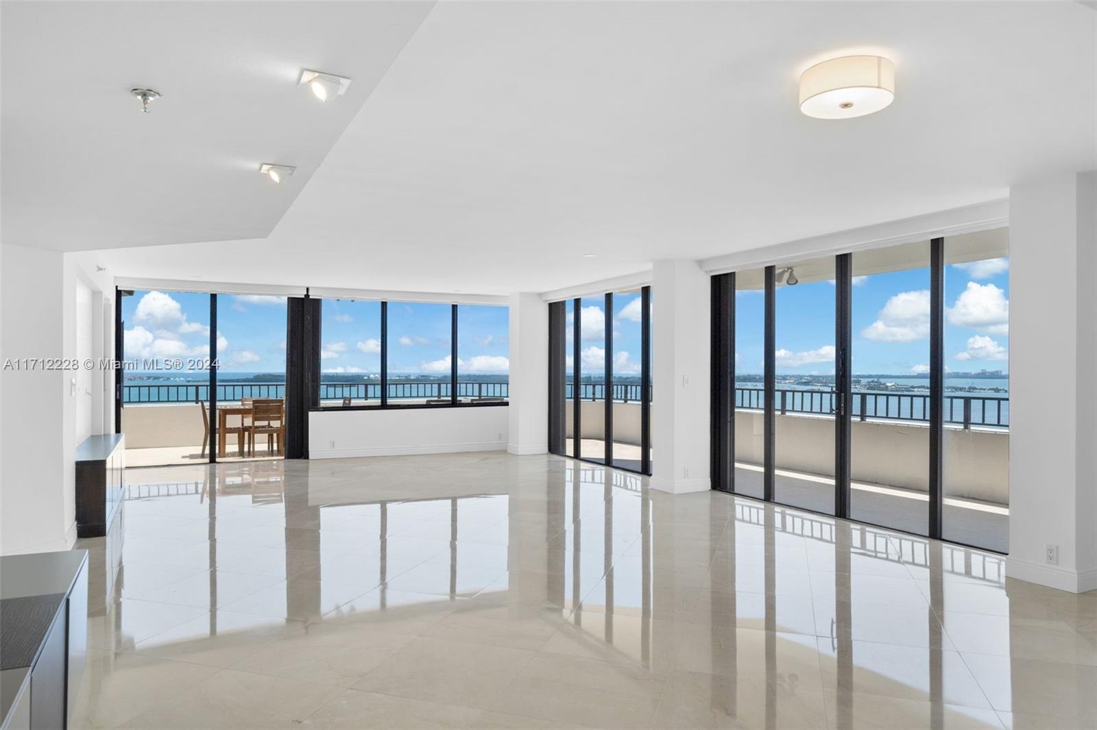 520 Brickell Key Drive PH03
