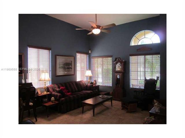 LAKES BY THE BAY AMBER - Residential Lease