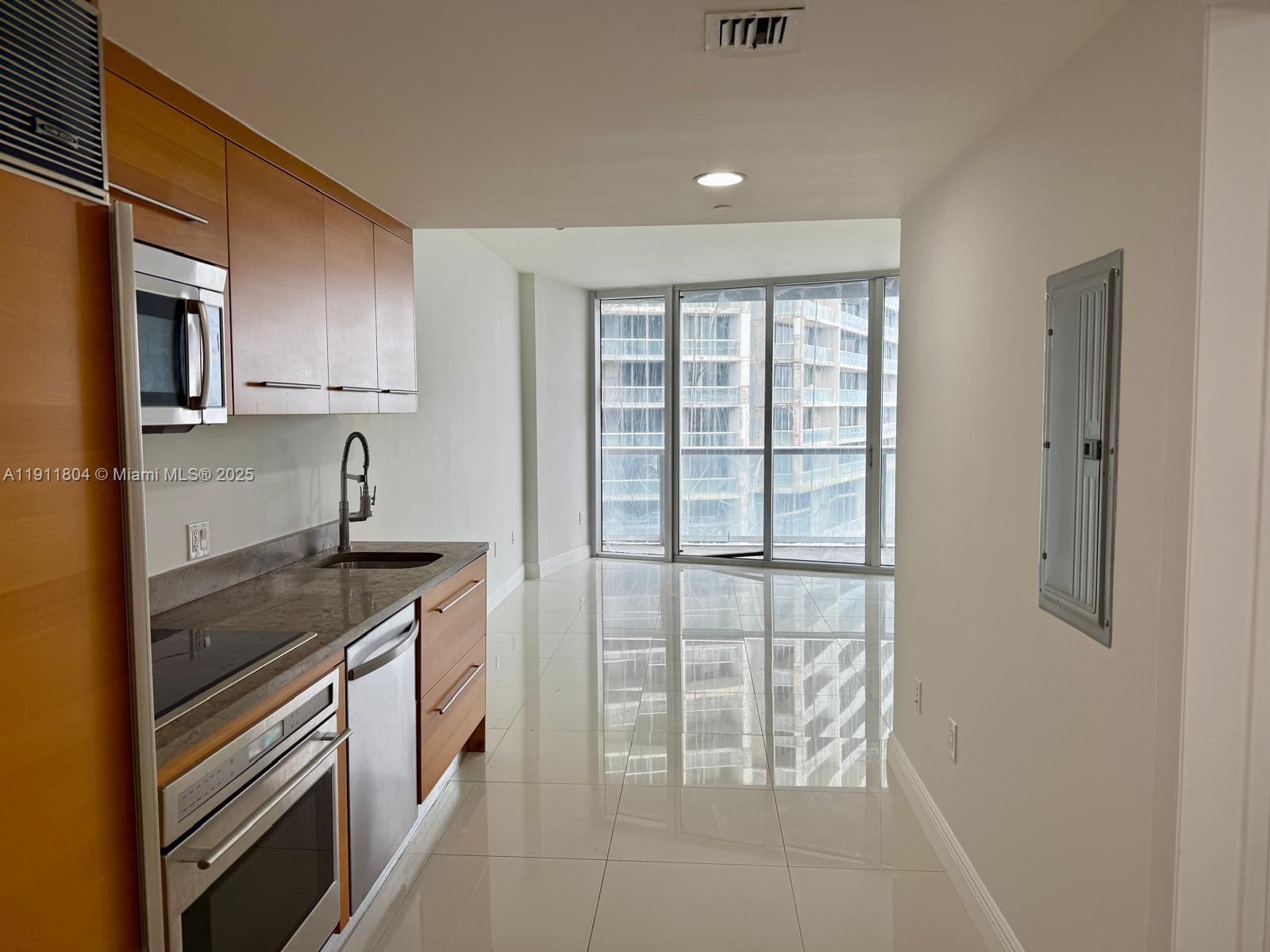ICON BRICKELL NO TWO - Residential Lease
