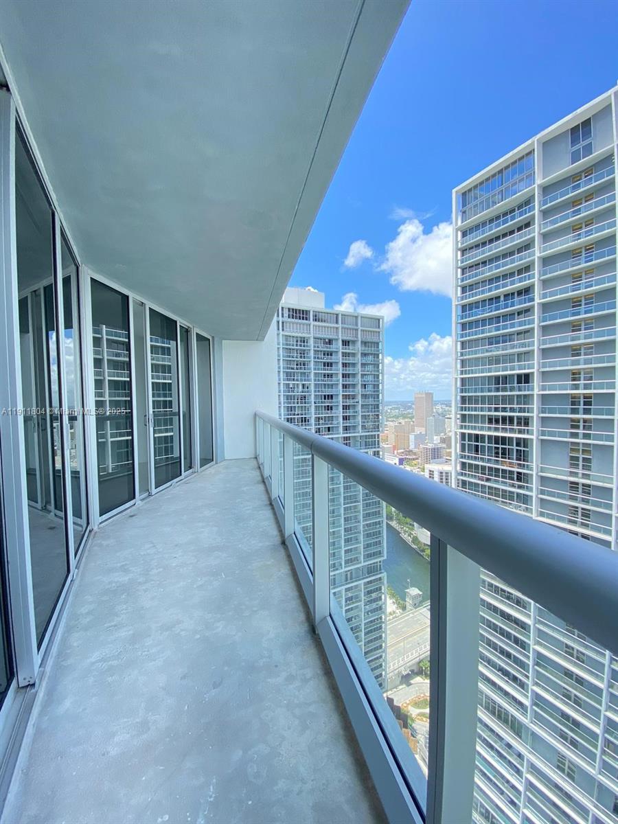 495 Brickell Ave 4408