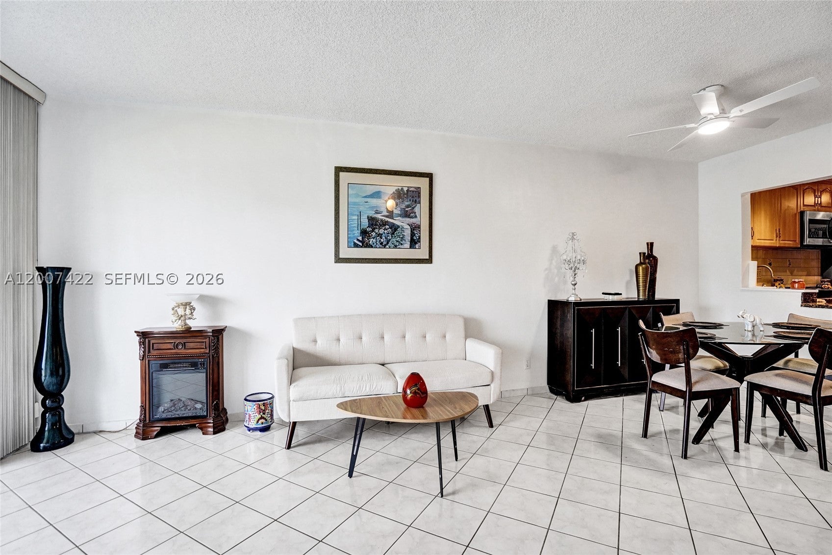 455 Paradise Isle Blvd 104
