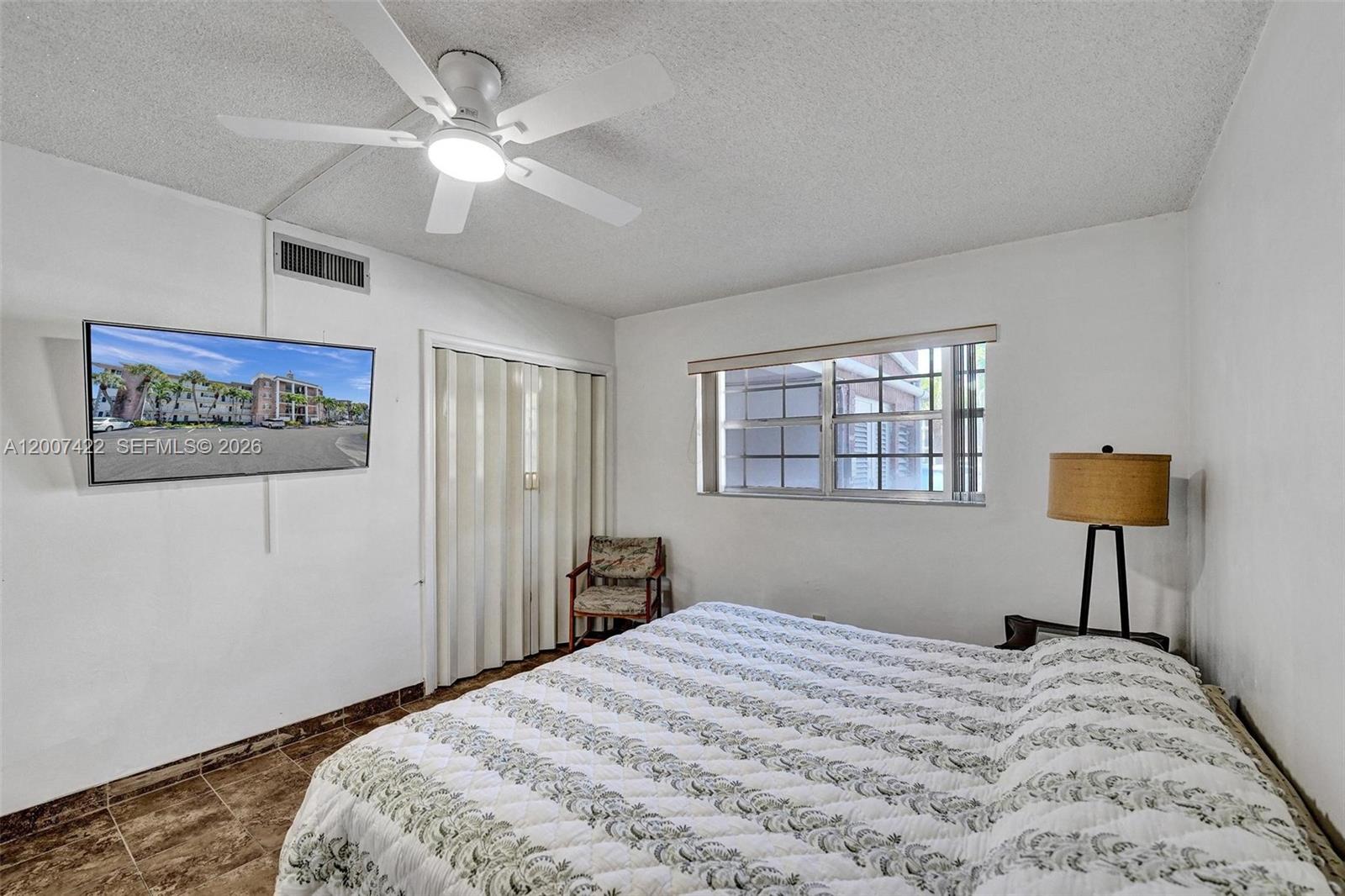 ISLE OF PARADISE CO-OP F - Residential