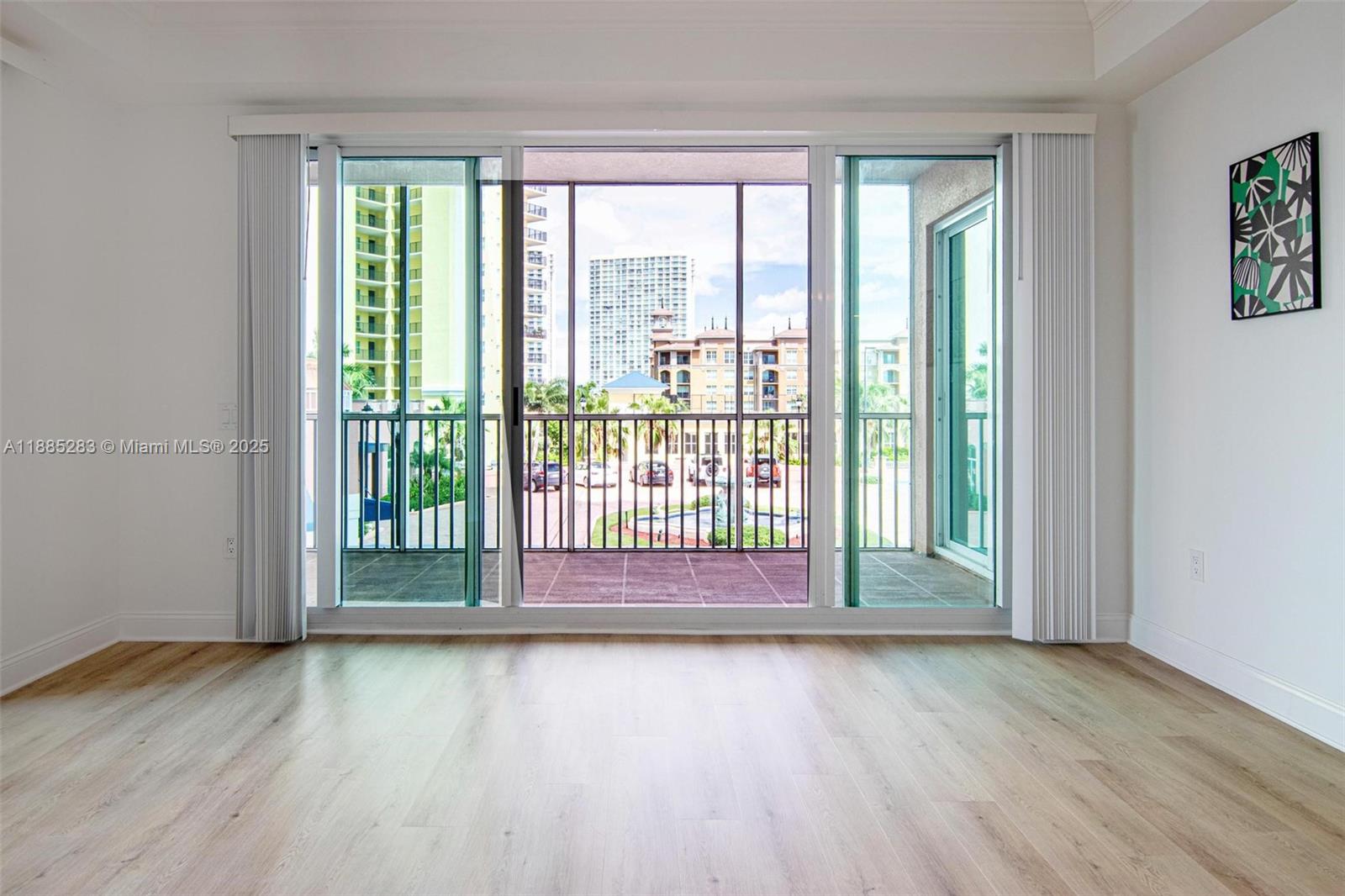 RIVIERA - Residential