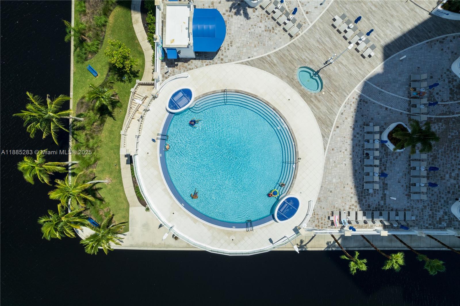 RIVIERA - Residential