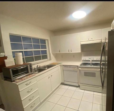 4691 NW 9th St A209 Miami FL 33126