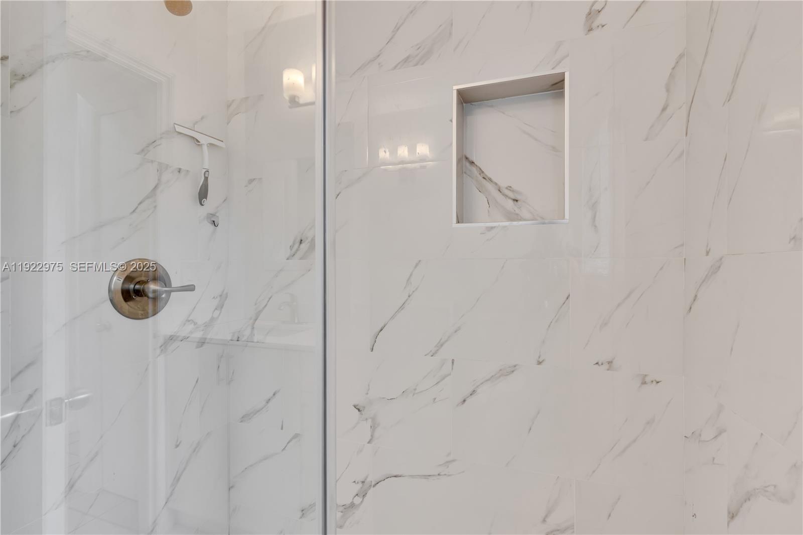 CITY OF MIAMI SOUTH - Residential Lease