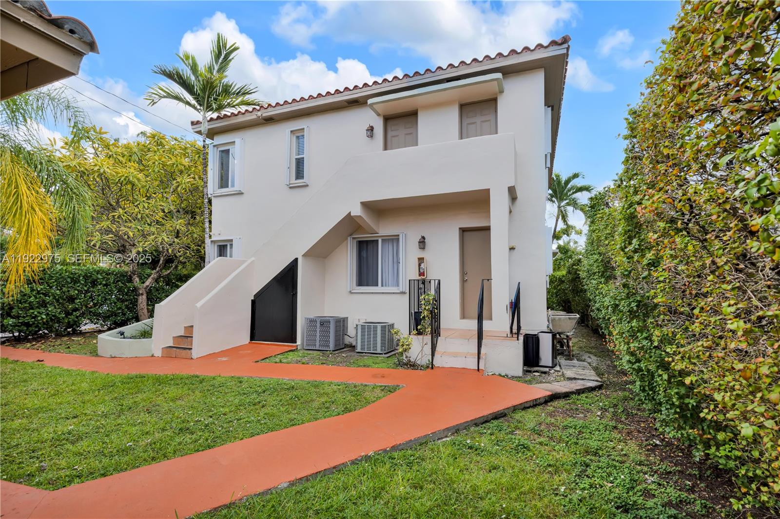 CITY OF MIAMI SOUTH - Residential Lease