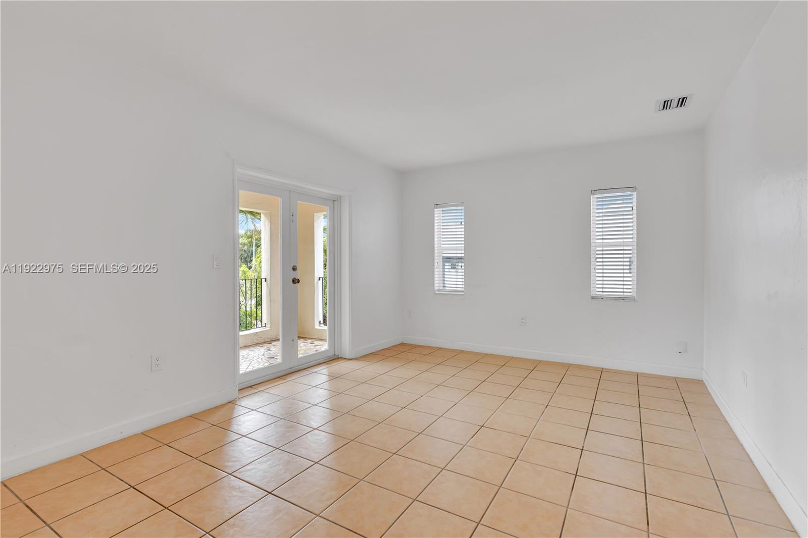 CITY OF MIAMI SOUTH - Residential Lease