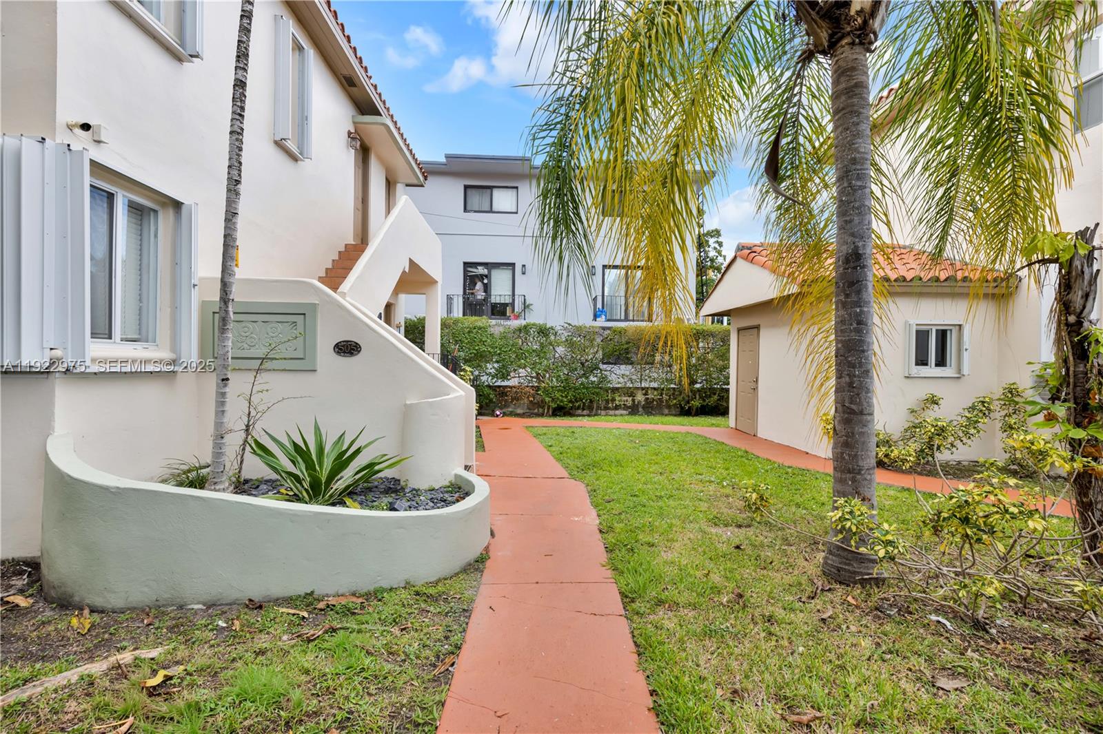 CITY OF MIAMI SOUTH - Residential Lease