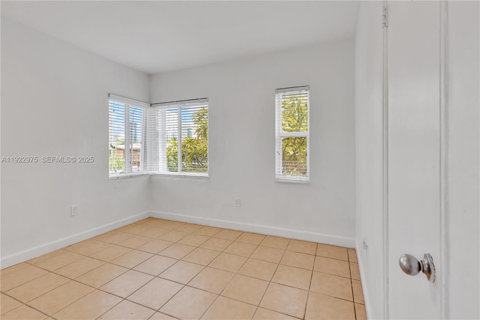 CITY OF MIAMI SOUTH - Residential Lease