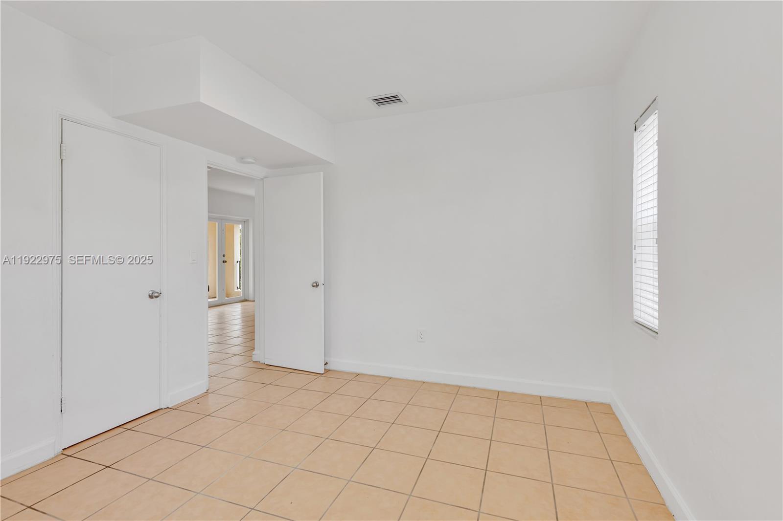 CITY OF MIAMI SOUTH - Residential Lease