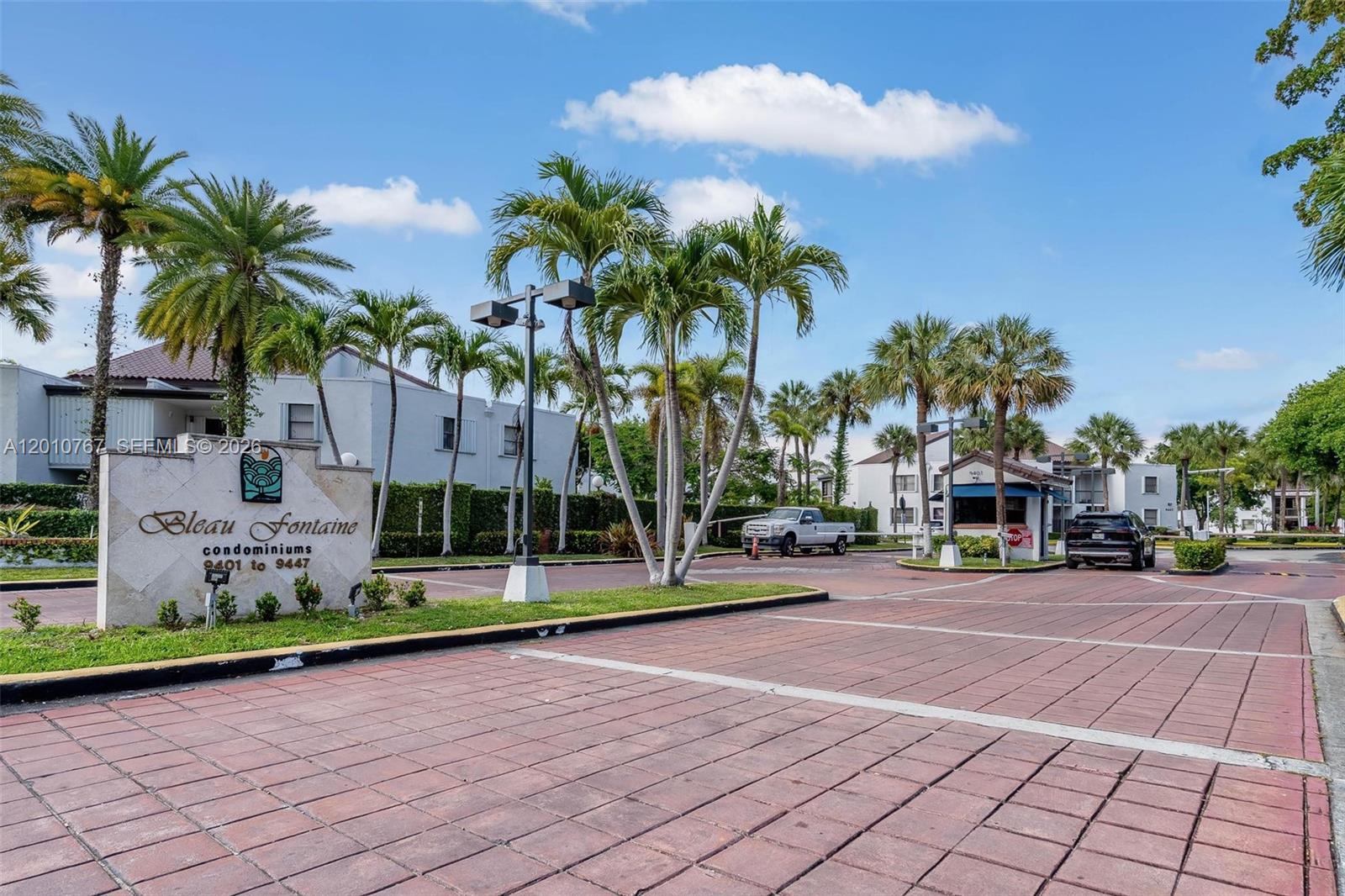 Bleau Fontaine Condo - Residential