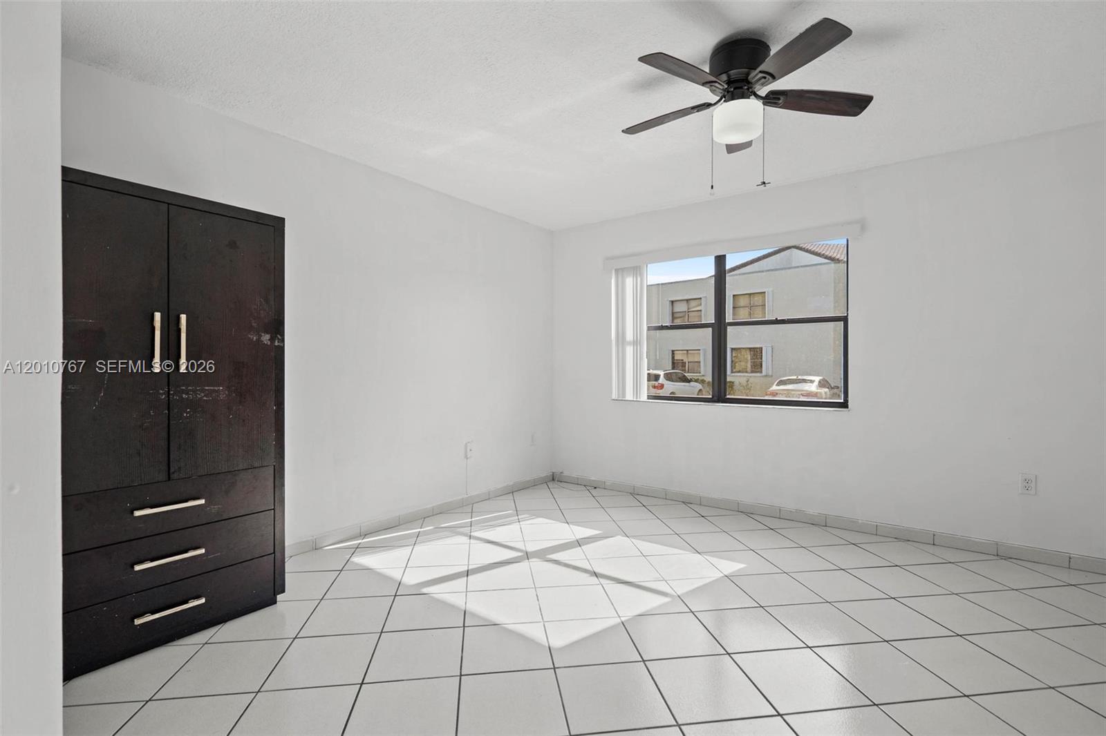 Bleau Fontaine Condo - Residential