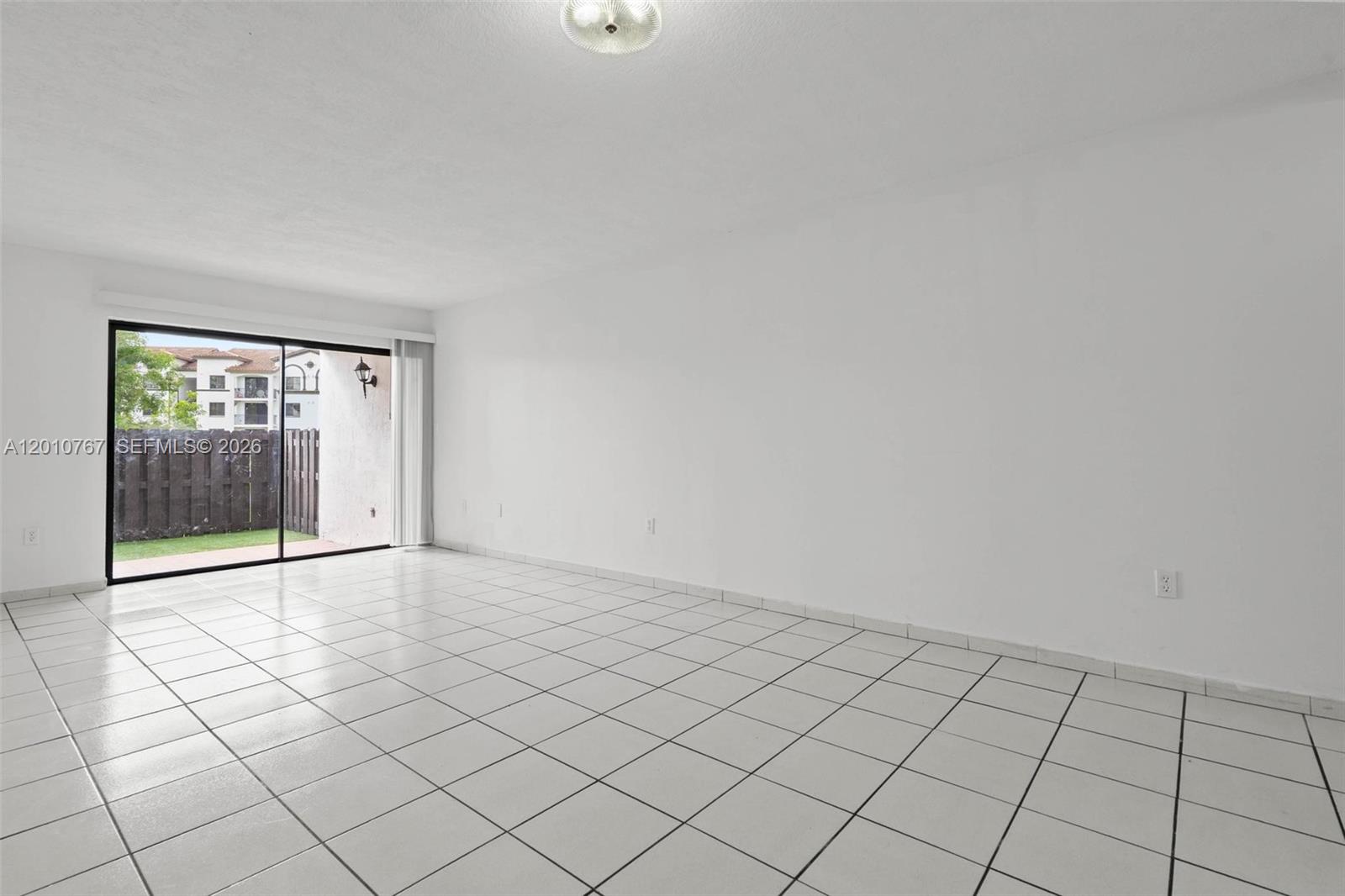Bleau Fontaine Condo - Residential