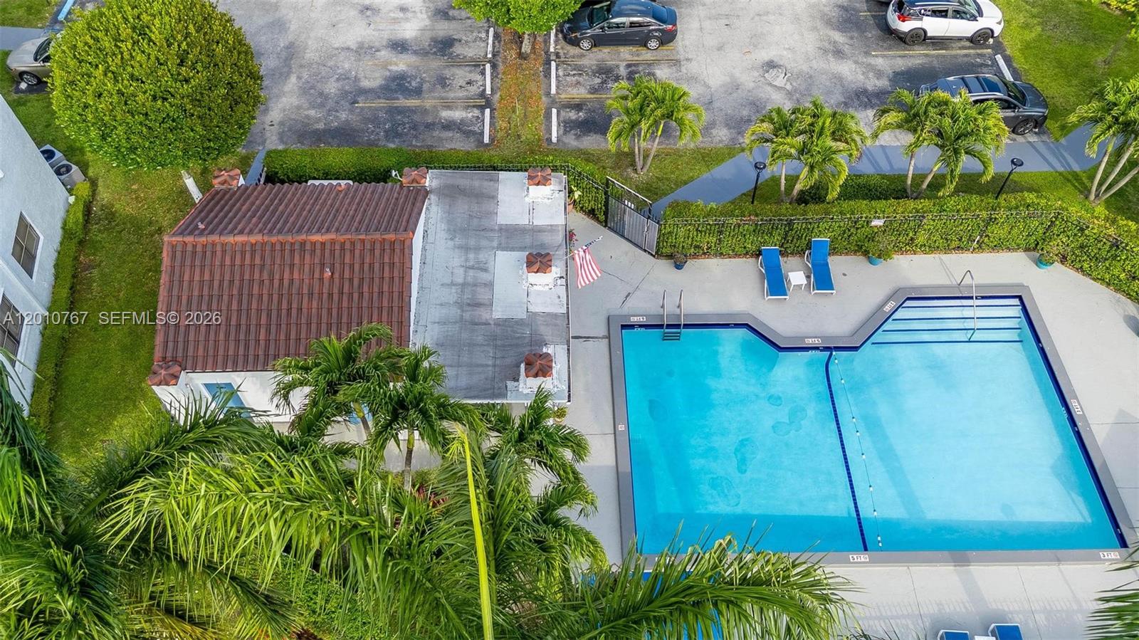 Bleau Fontaine Condo - Residential