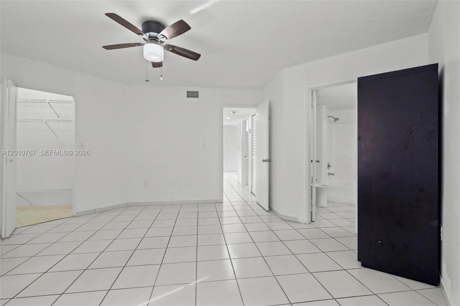 Bleau Fontaine Condo - Residential