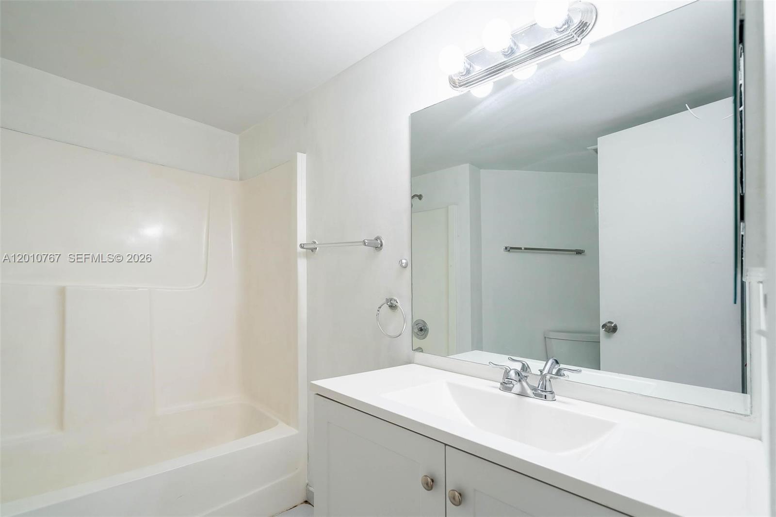 Bleau Fontaine Condo - Residential