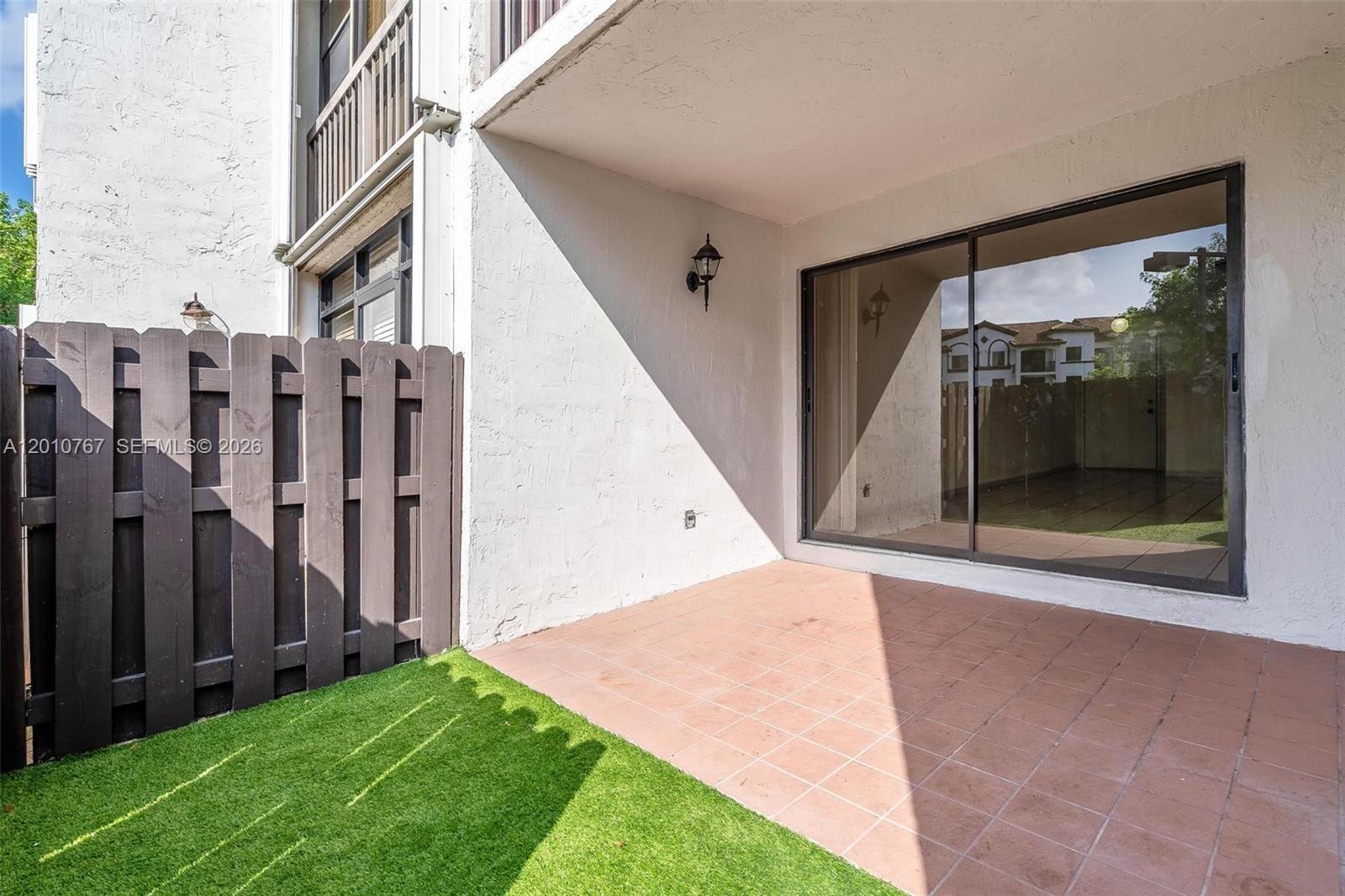 Bleau Fontaine Condo - Residential