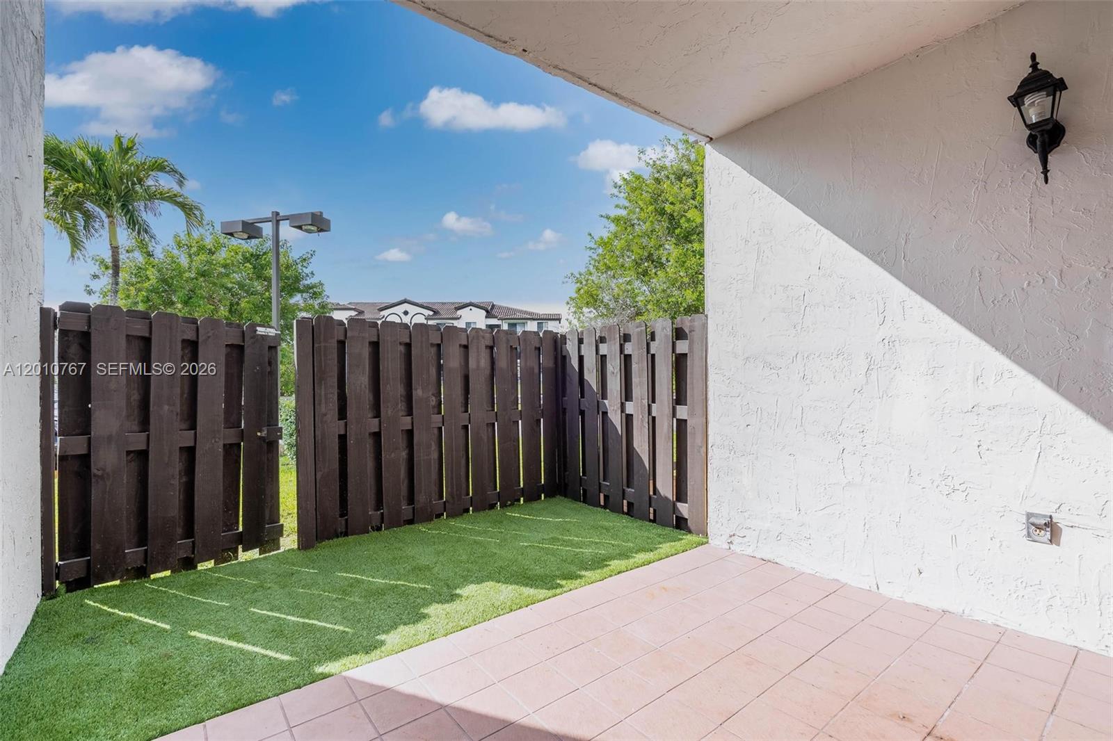 Bleau Fontaine Condo - Residential