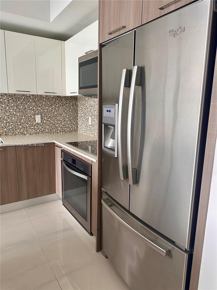 5252 PASEO CONDO - Residential