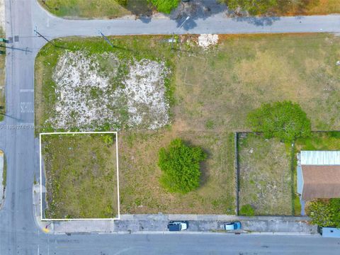 402 SW 6th St Homestead FL 33030