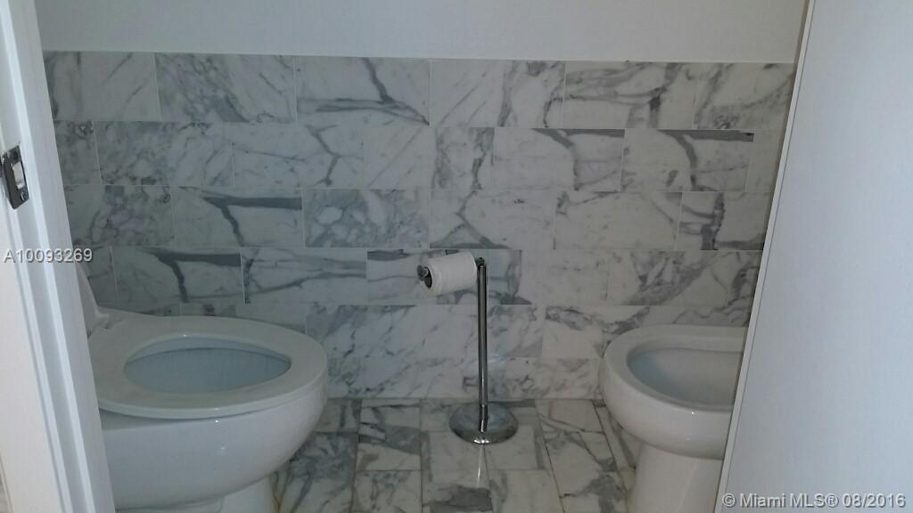 SANS SOUCI - Residential Lease