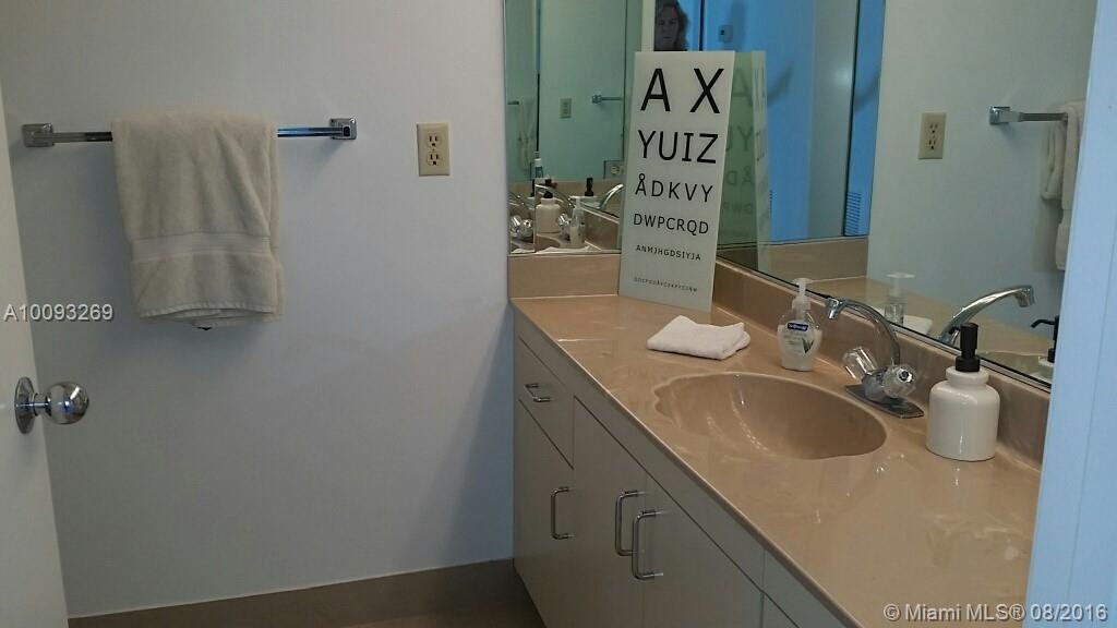 SANS SOUCI - Residential Lease