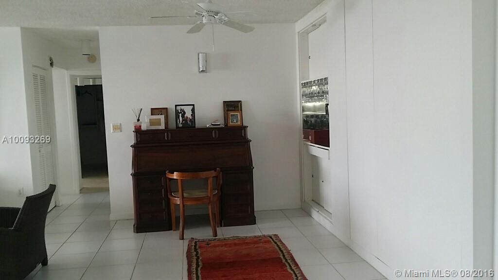 SANS SOUCI - Residential Lease