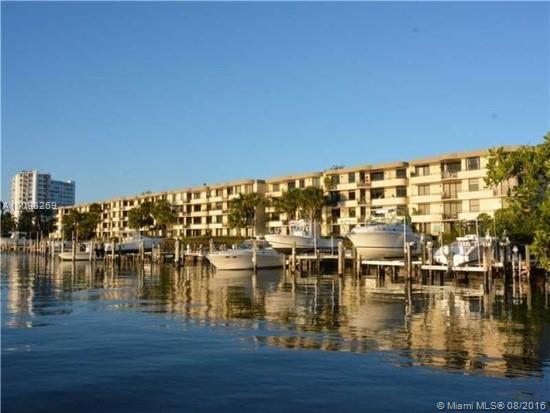 SANS SOUCI - Residential Lease