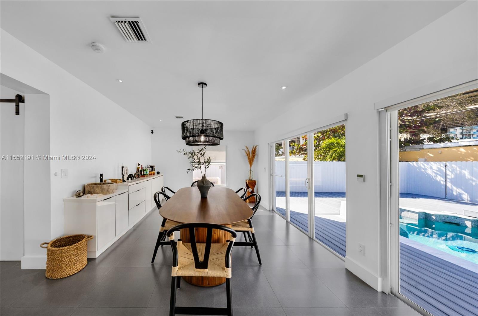 GOLDEN SHORES OCEAN BLVD - Residential