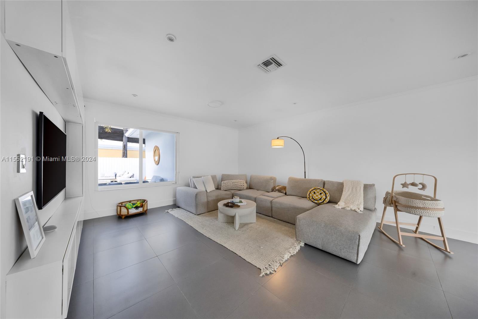 GOLDEN SHORES OCEAN BLVD - Residential