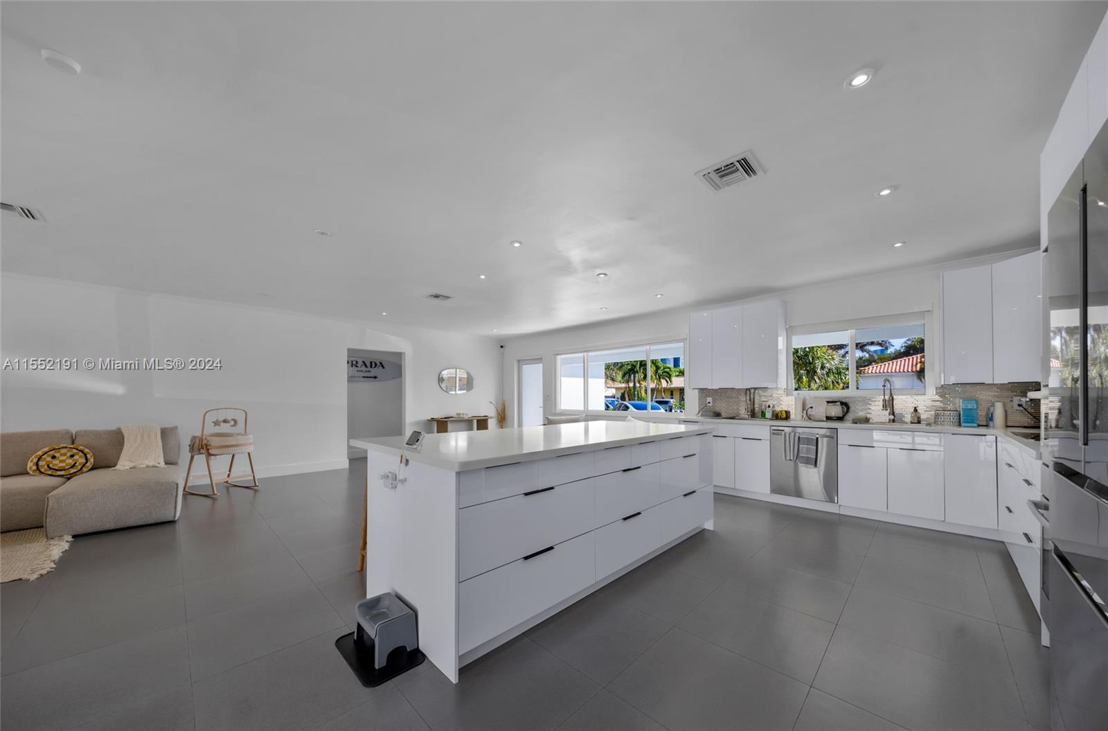 GOLDEN SHORES OCEAN BLVD - Residential
