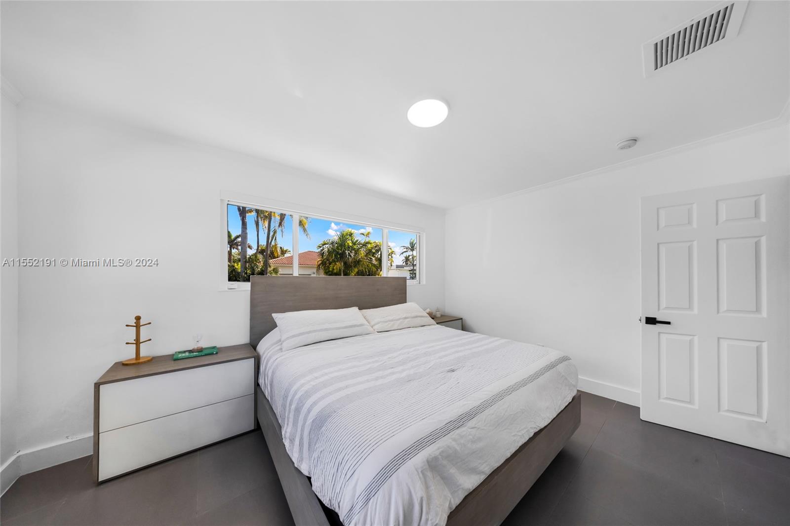 GOLDEN SHORES OCEAN BLVD - Residential