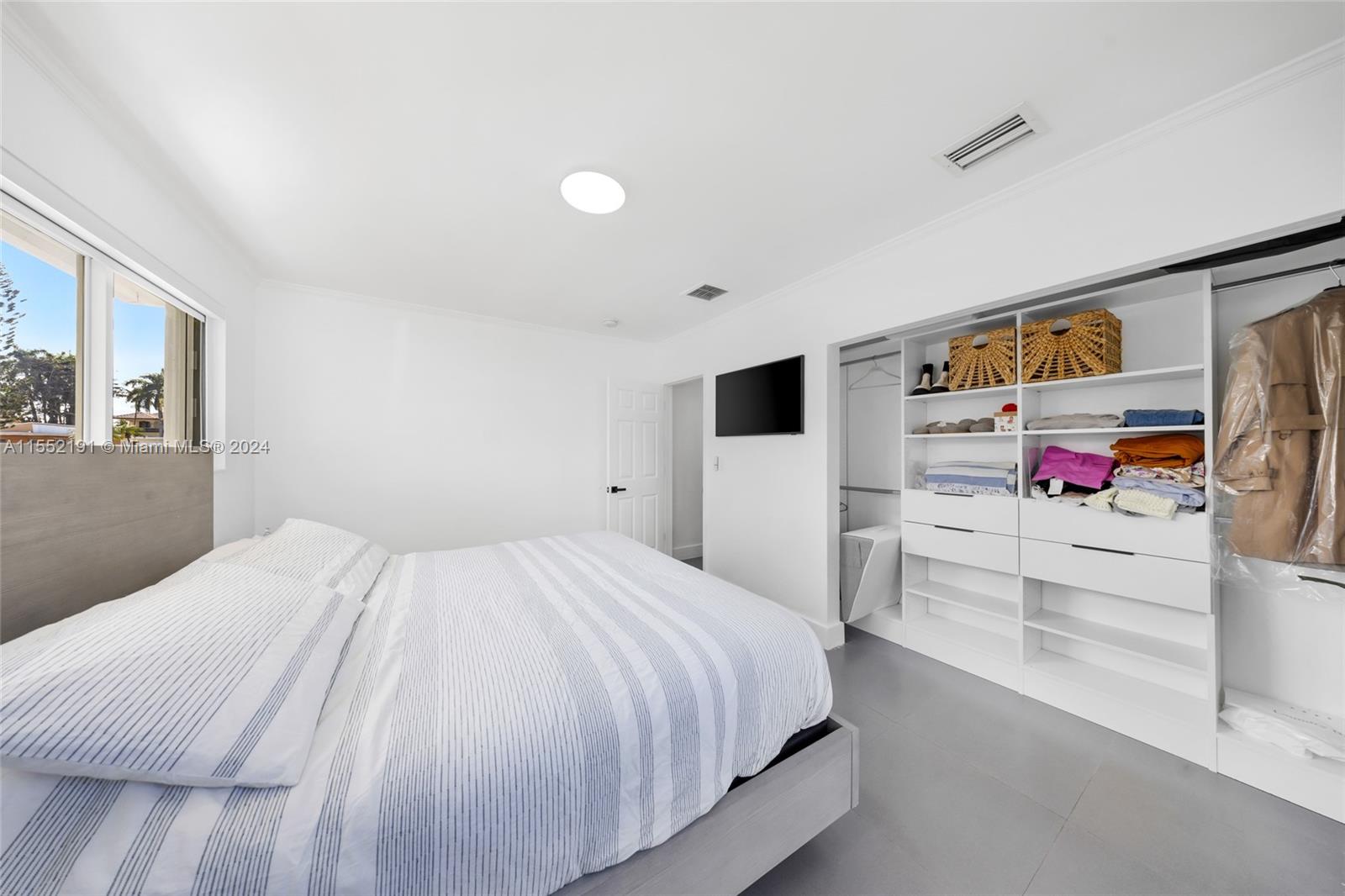 GOLDEN SHORES OCEAN BLVD - Residential