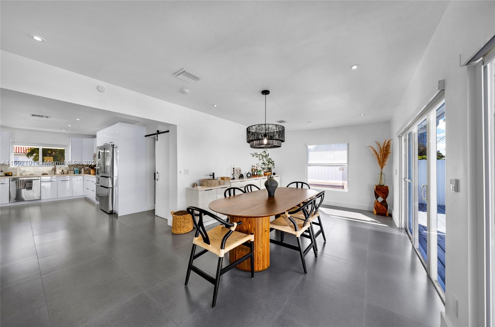 GOLDEN SHORES OCEAN BLVD - Residential