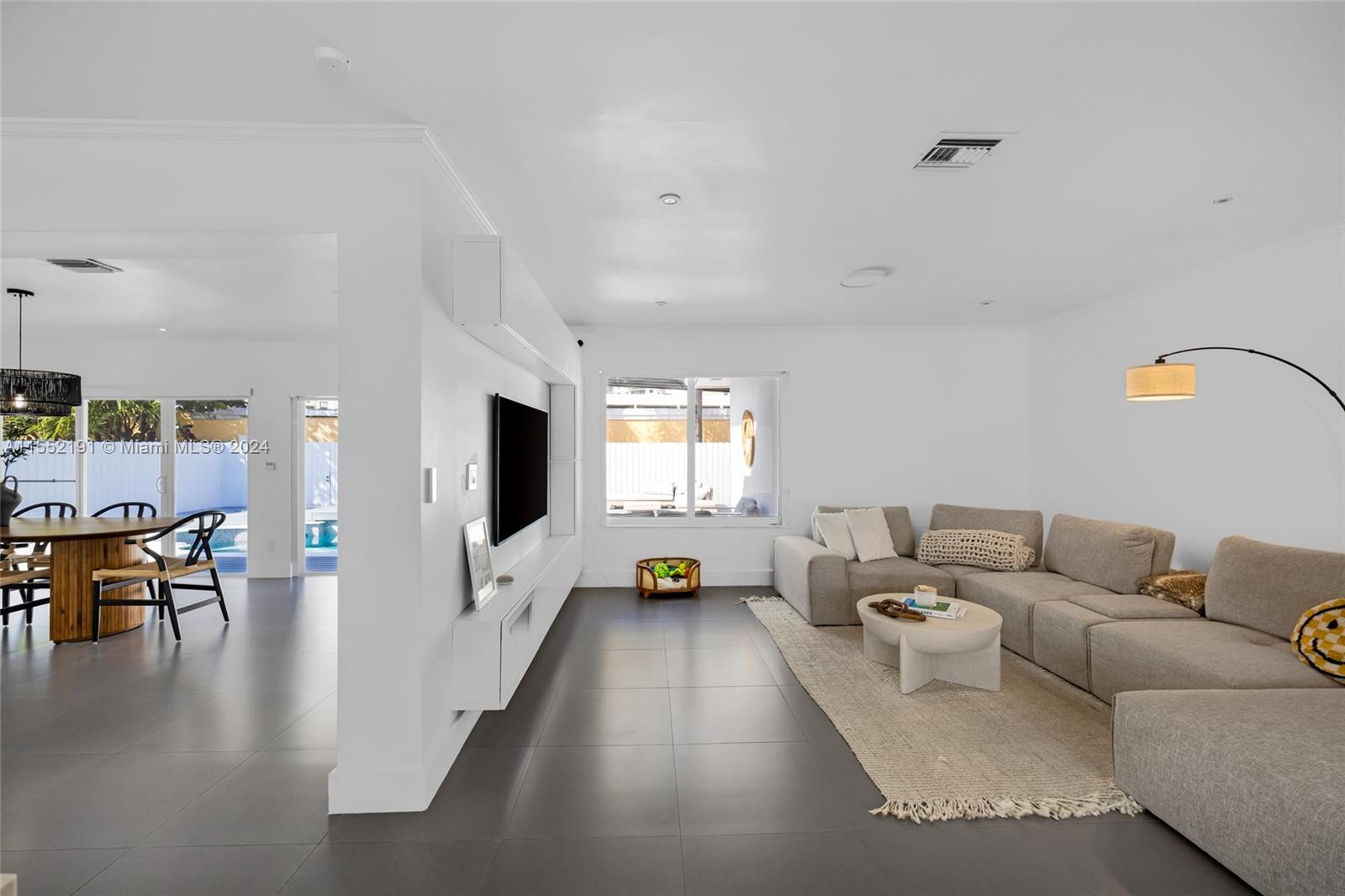 GOLDEN SHORES OCEAN BLVD - Residential