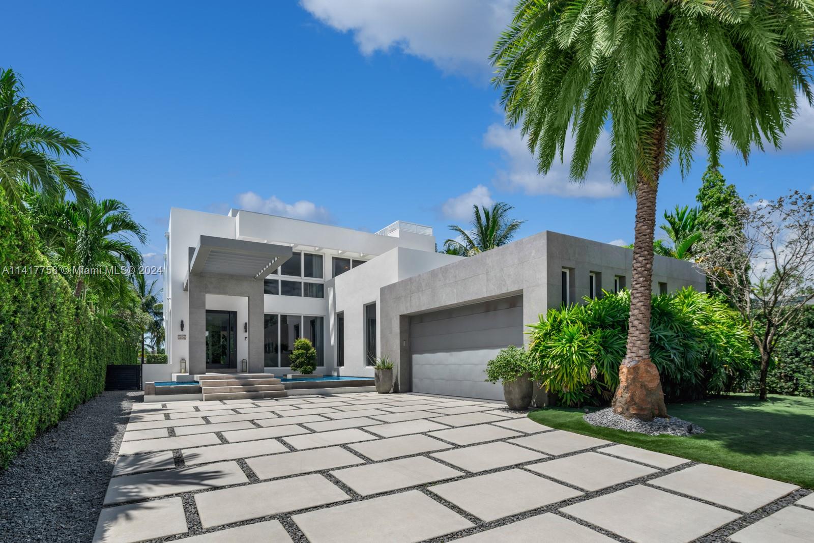 Property for Sale at 672 S Shore Dr, Miami Beach, Miami-Dade County, Florida - Bedrooms: 5 
Bathrooms: 6  - $7,500,000