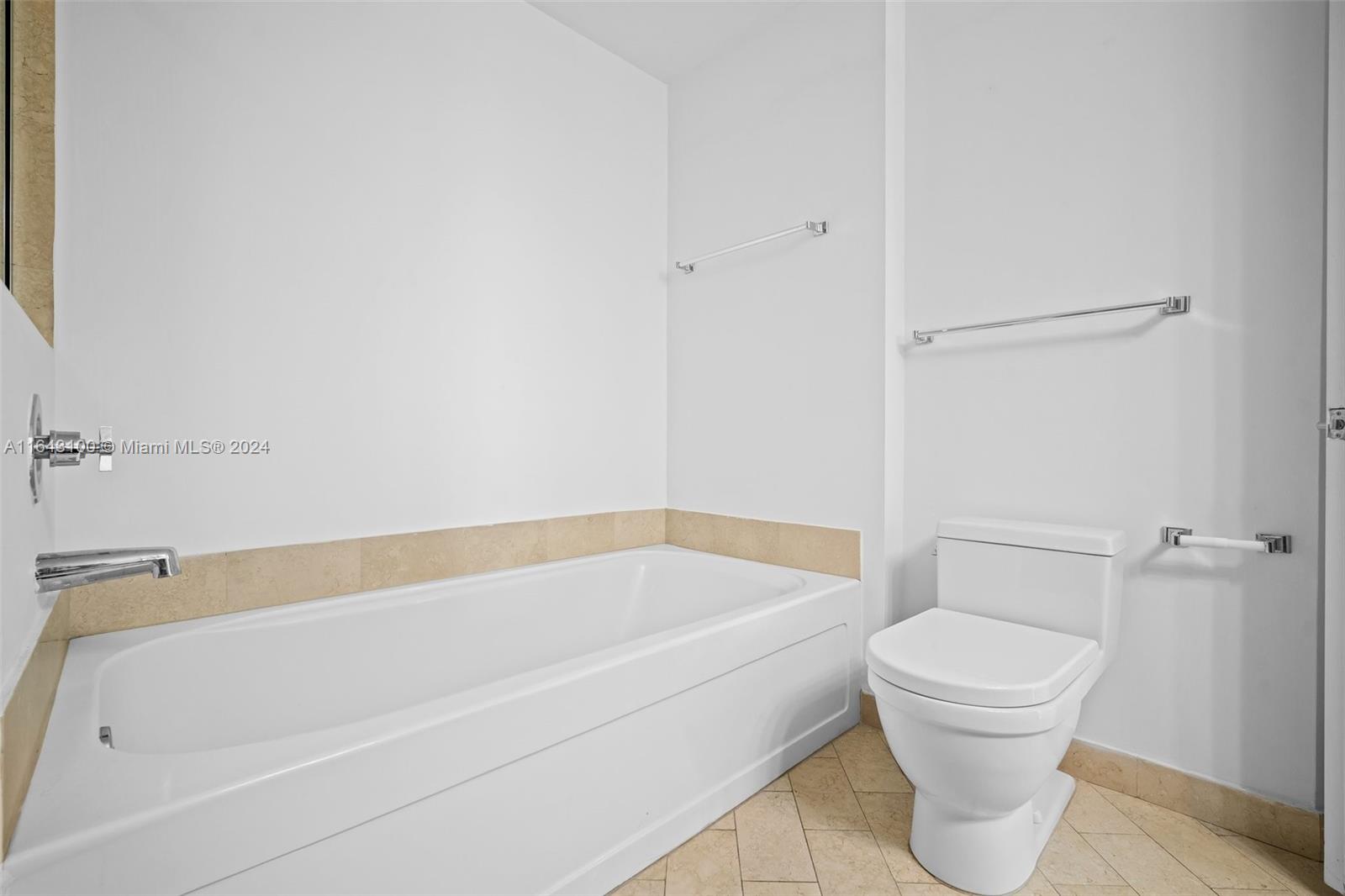 THE AXIS ON BRICKELL II C - Residential