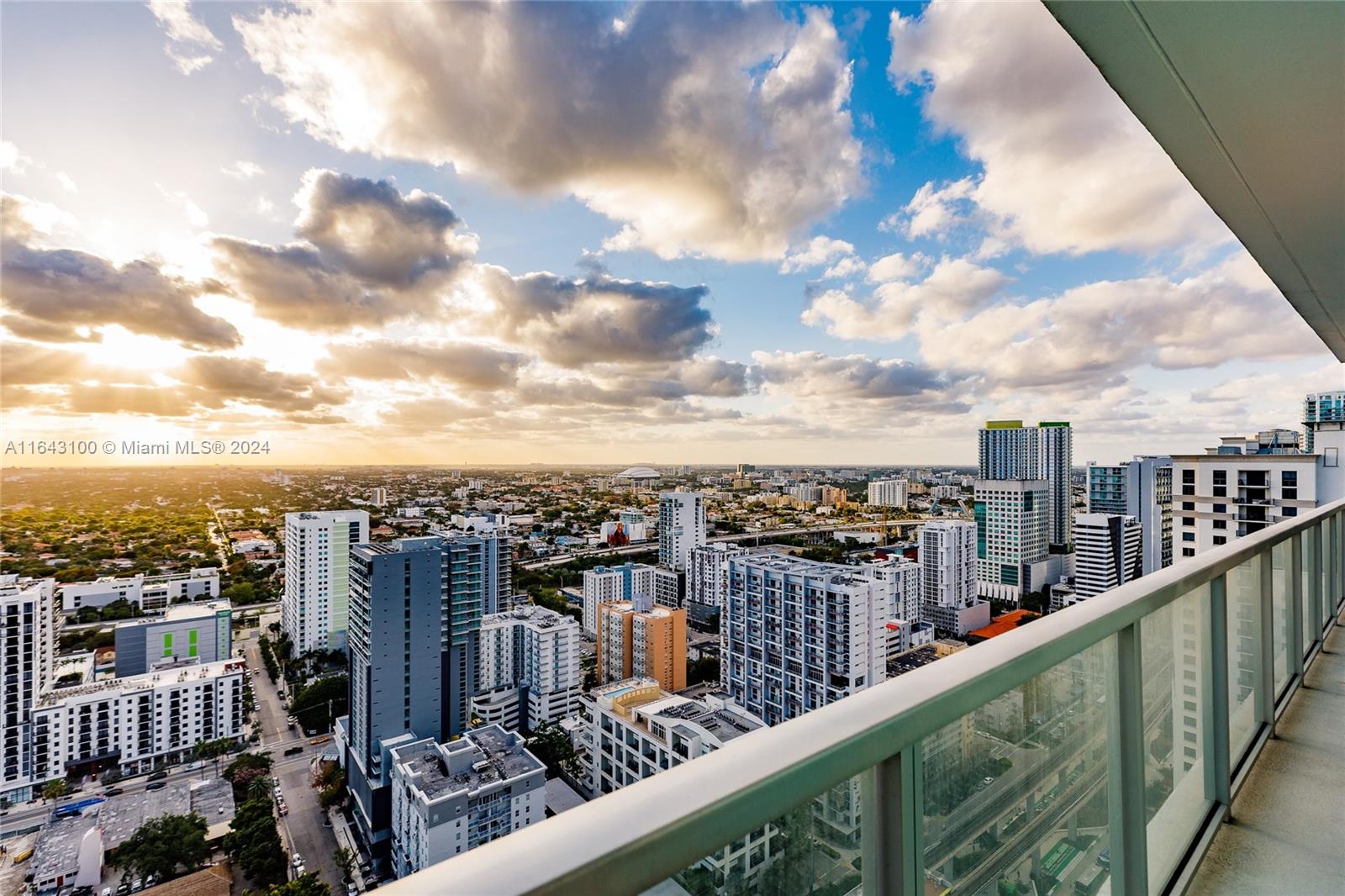 THE AXIS ON BRICKELL II C - Residential