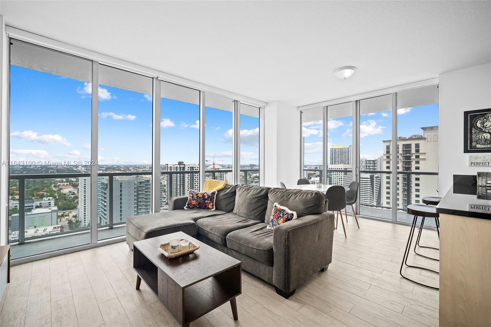 1111 SW 1st Ave 3425-N