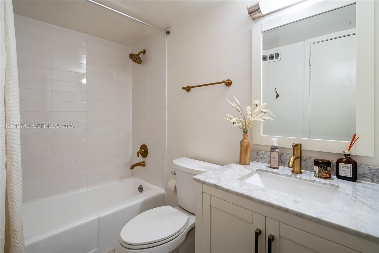 CAPE FLORIDA CLUB CONDO P - Residential Lease